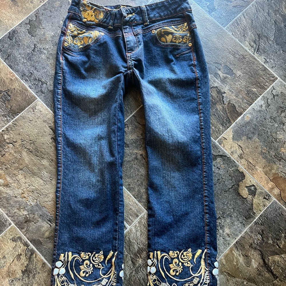 Women’s Dereon Capris